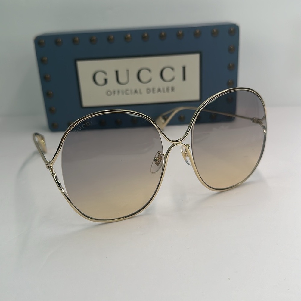 New - Authentic Clear GUCCI OVERSIZED SUNGLASSES - Picture 3 of 17